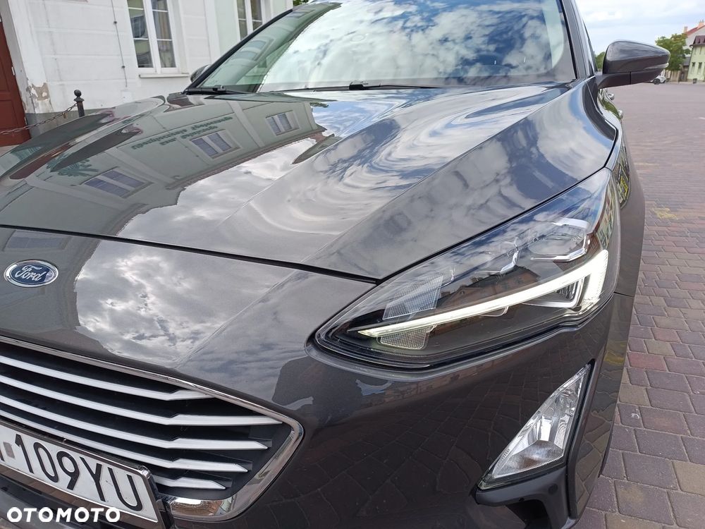 Ford Focus - 25
