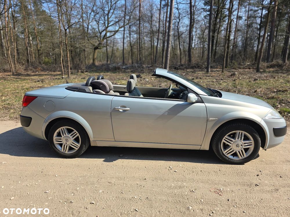 Renault Megane 2.0 Privilege - 5