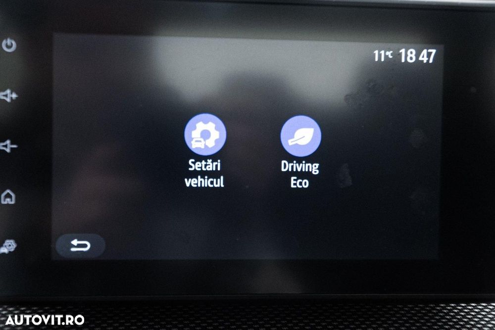 Dacia Logan TCe 90 MT6 Prestige - 33