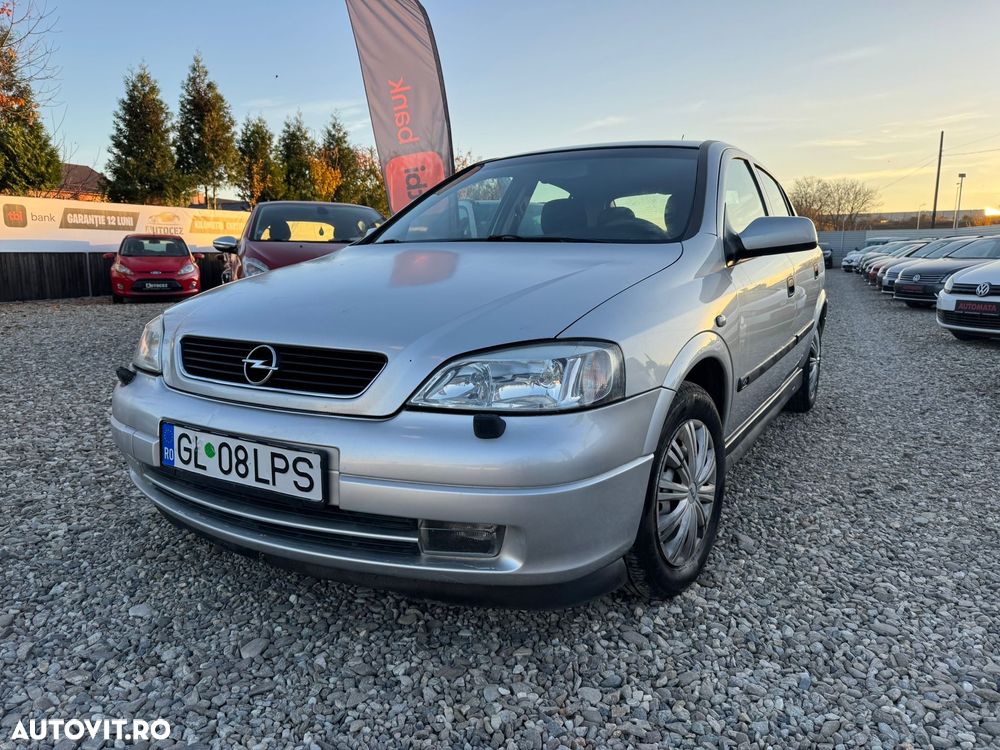Opel Astra 1.6 Comfort - 2