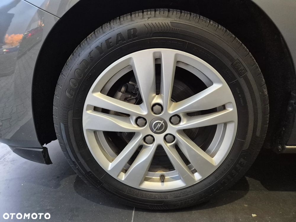 Opel Astra V 1.2 T Elegance S&S - 11