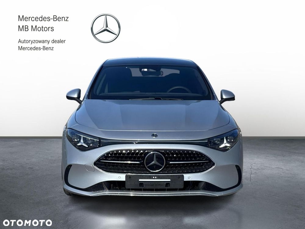Mercedes-Benz CLA - 8