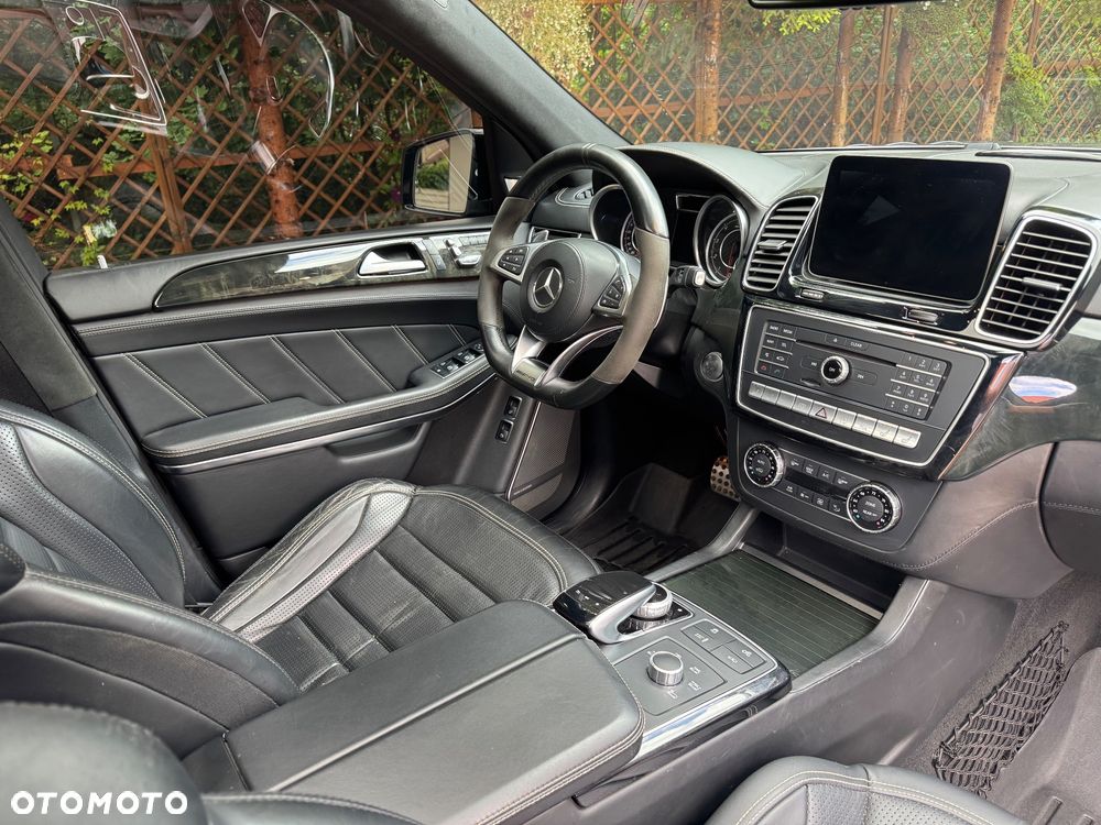 Mercedes-Benz GLS AMG 63 4Matic AMG Speedshift 7G-TRONIC - 26