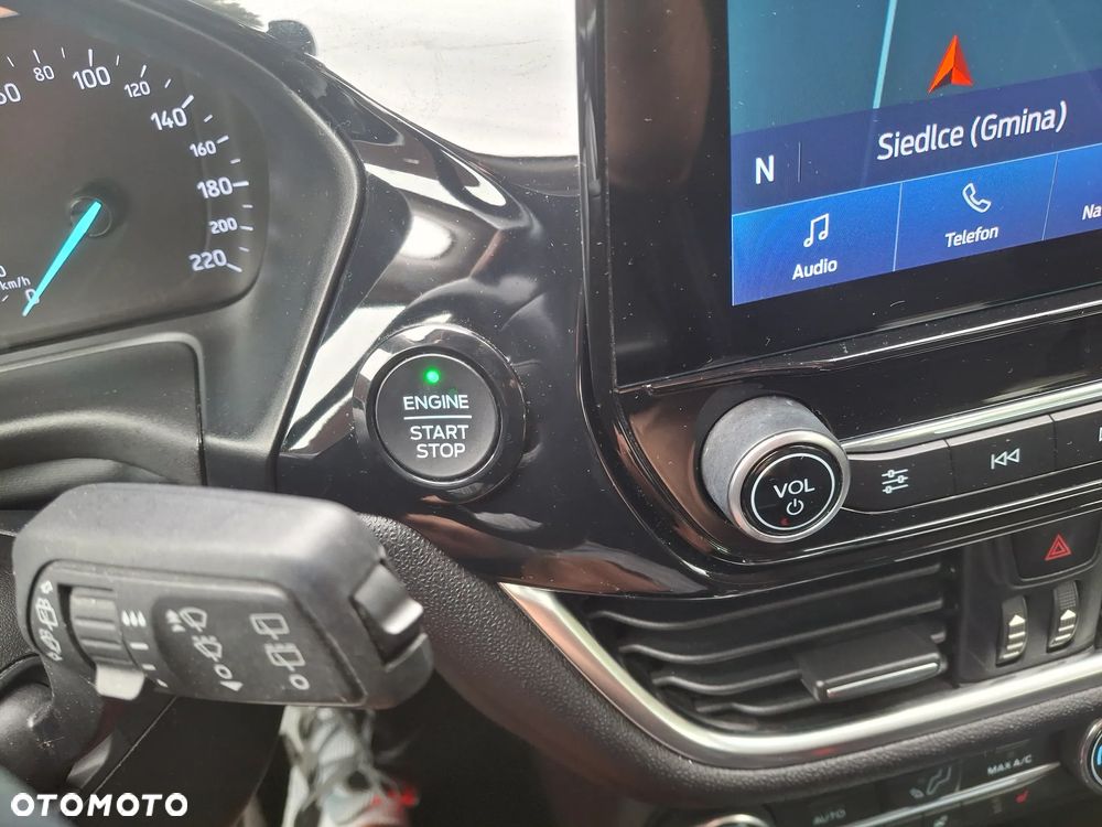 Ford Fiesta 1.0 EcoBoost S&S TITANIUM - 30