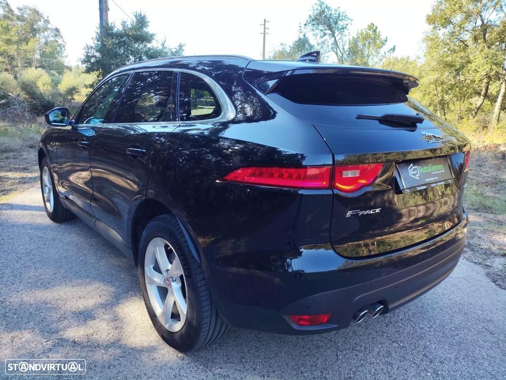 Jaguar F-Pace 2.0 i4D Prestige AWD Aut. - 13