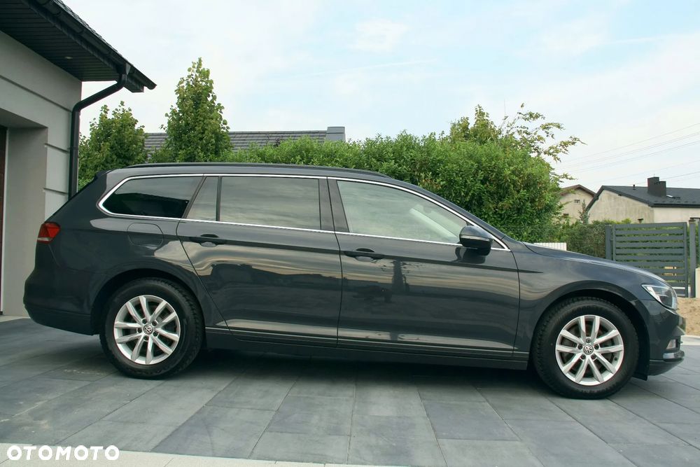 Volkswagen Passat 2.0 TDI BMT Comfortline - 11