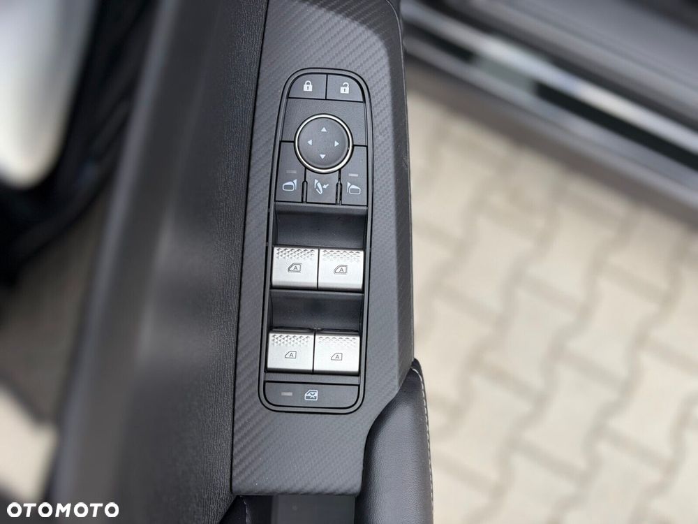 Mitsubishi Outlander Black Edition - 23