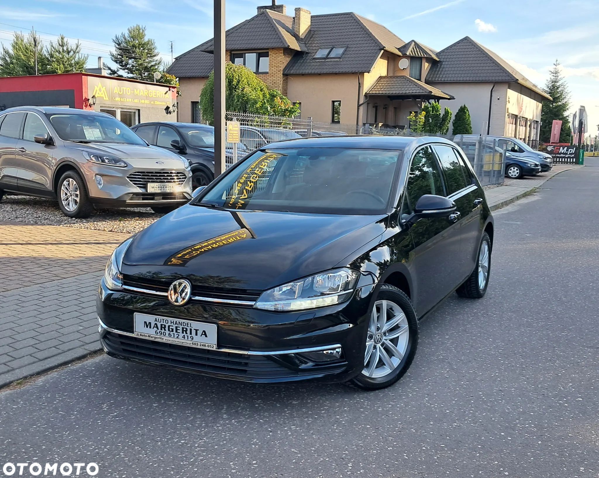 Volkswagen Golf 1.6 TDI SCR DSG Comfortline - 1