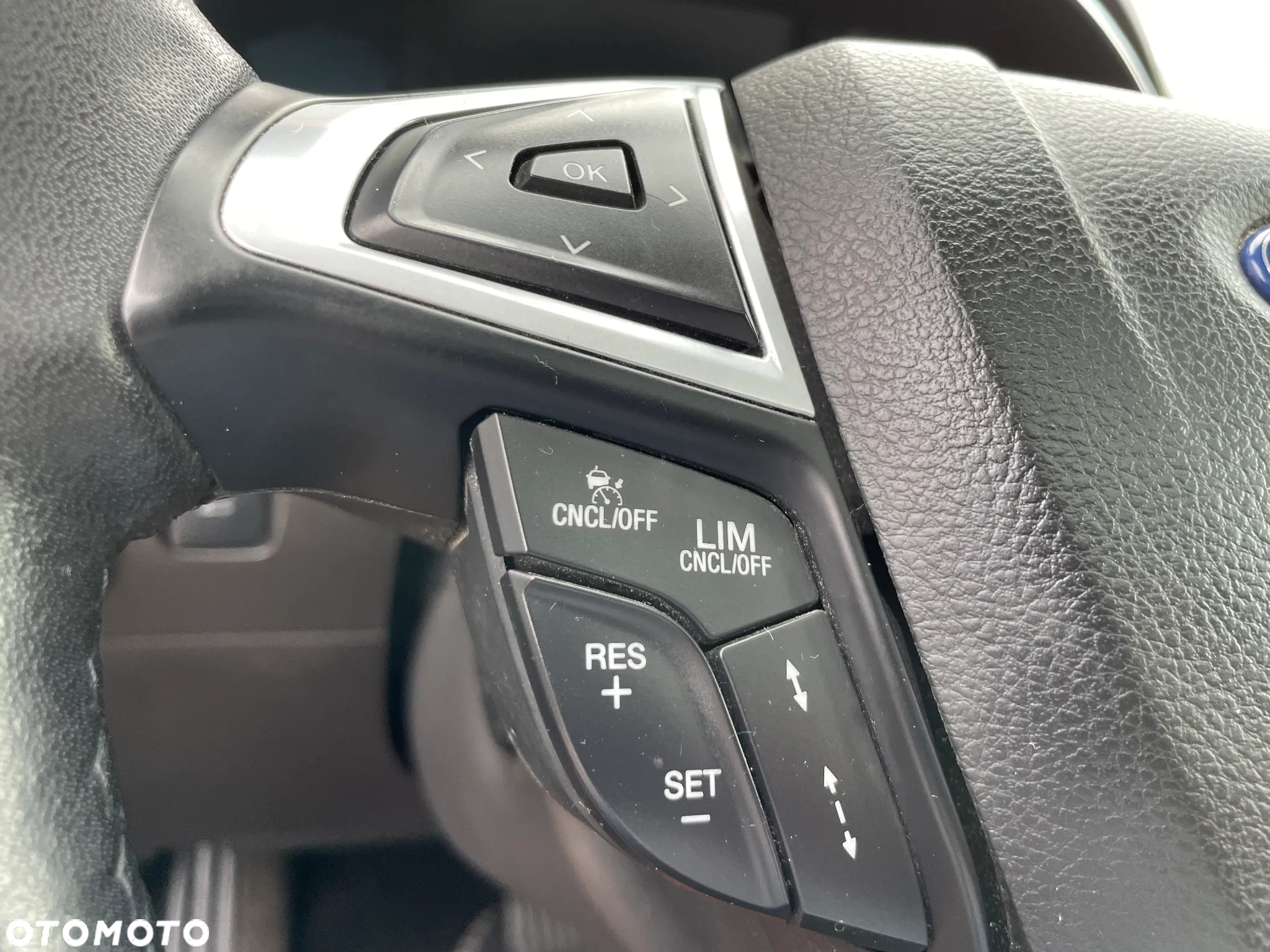 Ford Mondeo Turnier TDCi Bi-Turbo PowerShift-Aut Vignale - 29