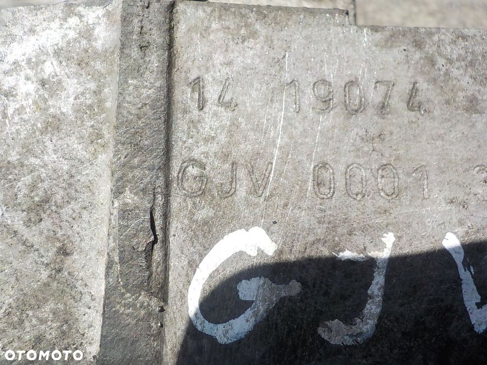 AUDI A4 B6 3.0 V6 B SKRZYNIA BIEGÓW GJV - 5