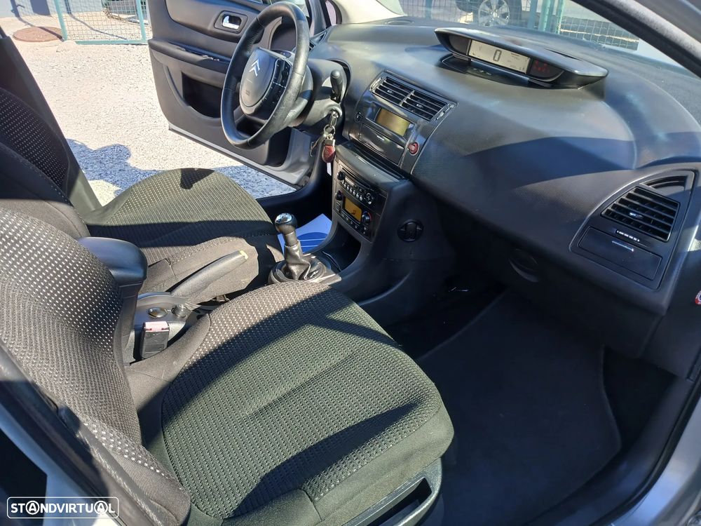 Citroën C4 1.6 HDi 110 SX Pack - 23
