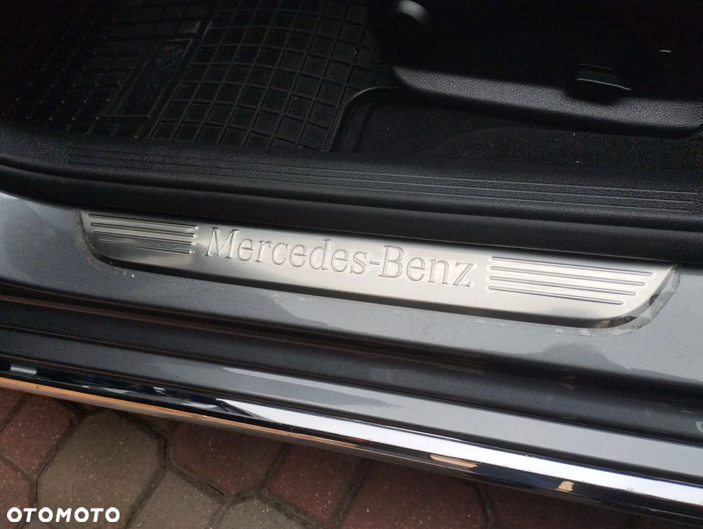 Mercedes-Benz Klasa E 200 9G-TRONIC - 24