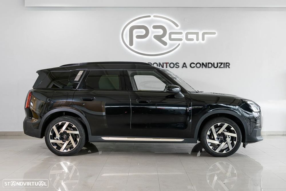 MINI Countryman Cooper D Auto - 3