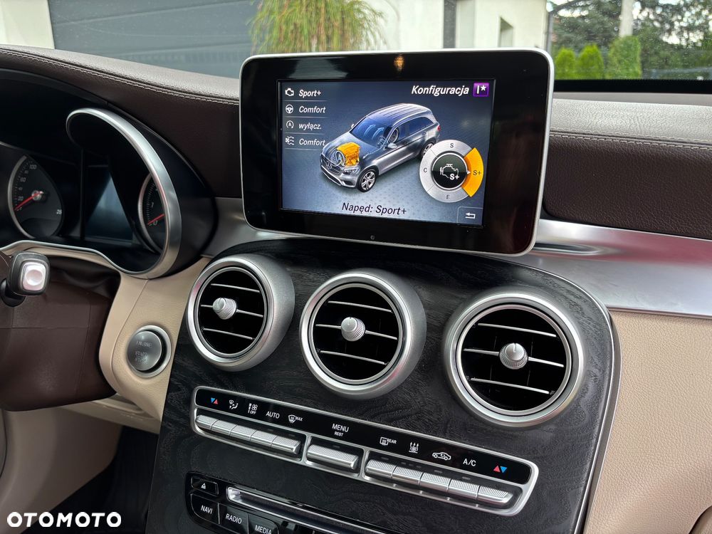 Mercedes-Benz GLC - 15