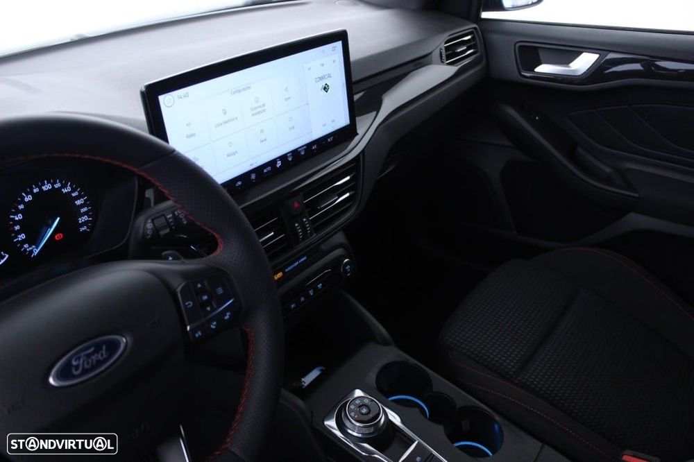 Ford Focus SW 1.5 TDCi EcoBlue ST-Line Aut. - 32