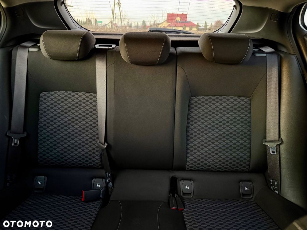 Opel Astra 1.6 D Start/Stop Dynamic - 23