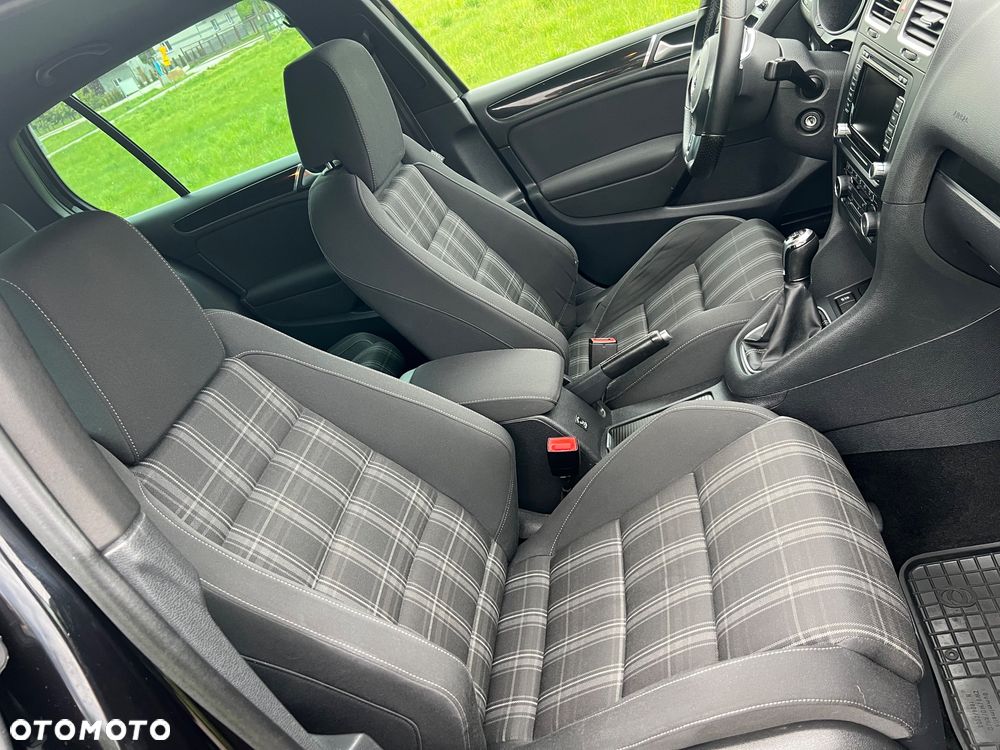 Volkswagen Golf 2.0 TDI DPF GTD - 20