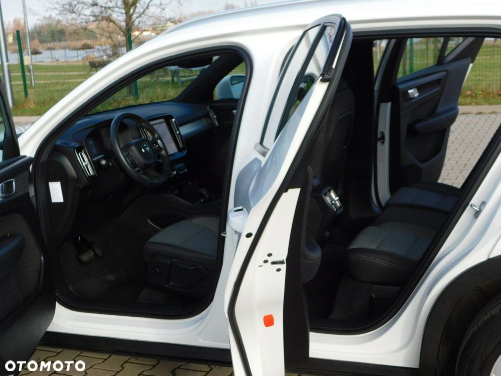 Volvo XC 40 T2 Plus Bright - 10