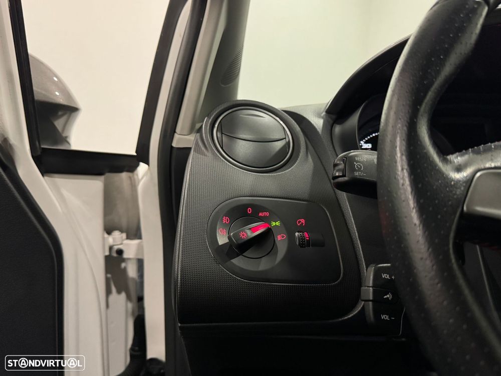 SEAT Ibiza ST 1.6 TDI FR DSG - 43