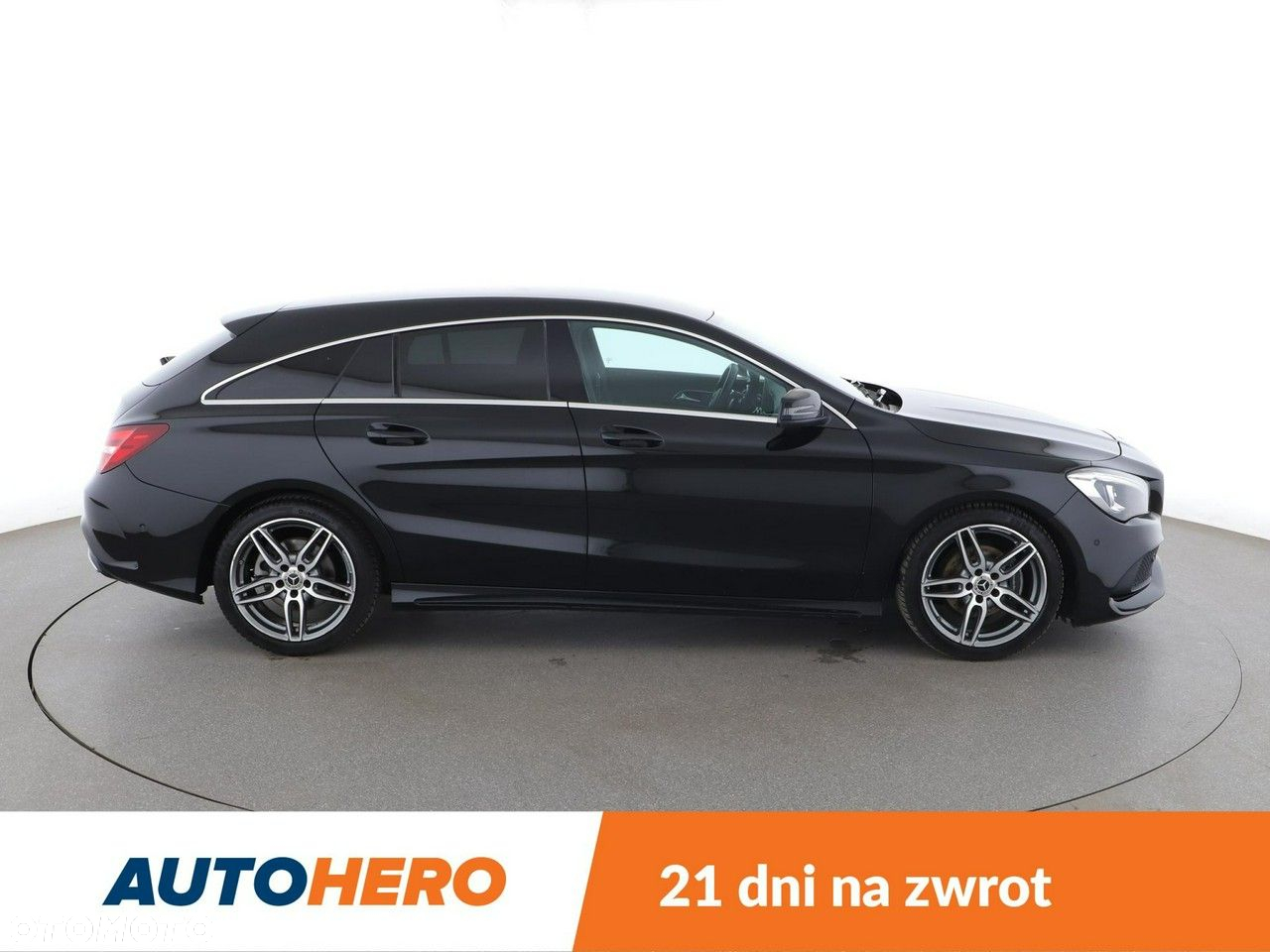 Mercedes-Benz CLA Shooting Brake 180 7G-DCT AMG Line - 9