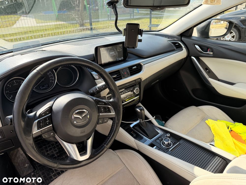 Mazda 6 - 10