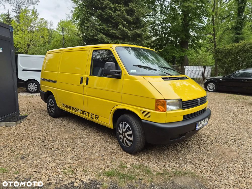 Volkswagen Transporter - 2