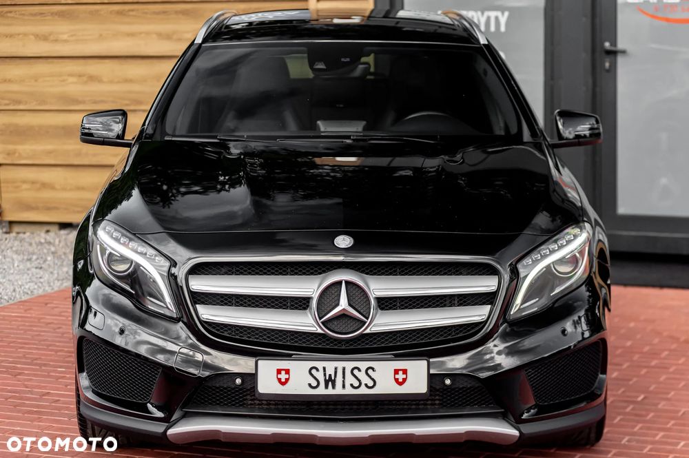 Mercedes-Benz GLA 250 4Matic 7G-DCT AMG Line - 5