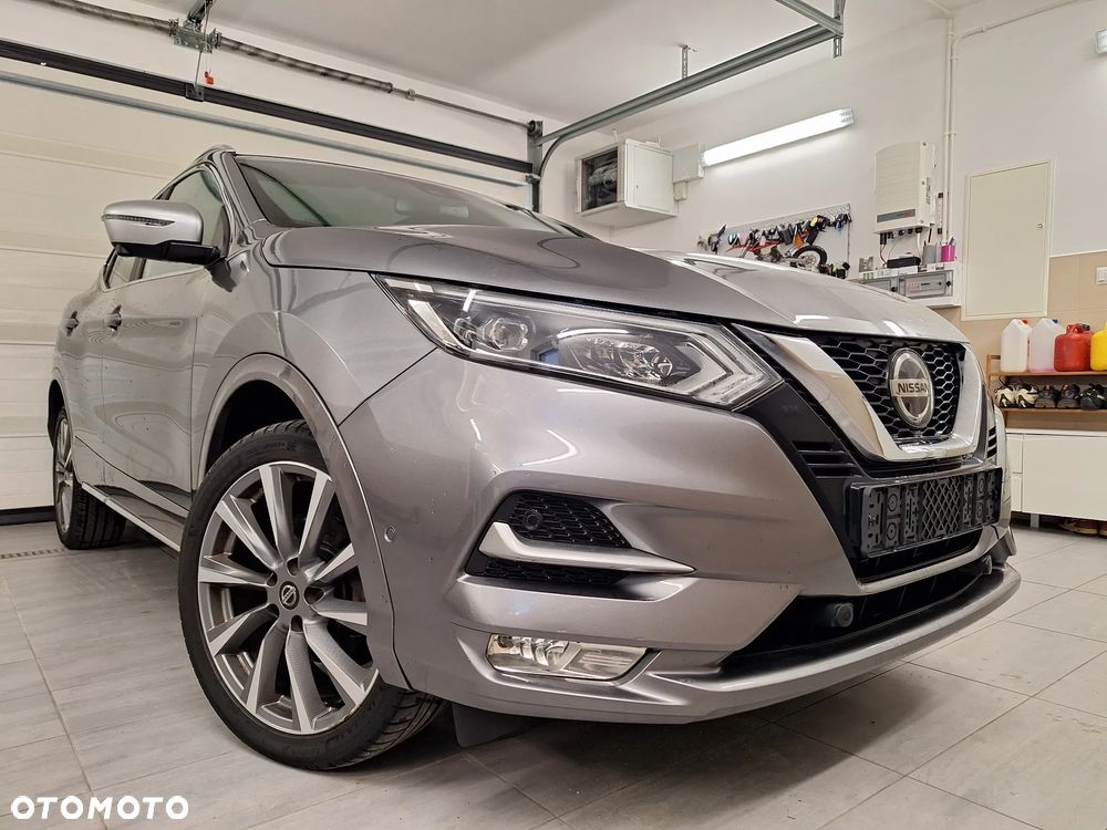 Nissan Qashqai - 1