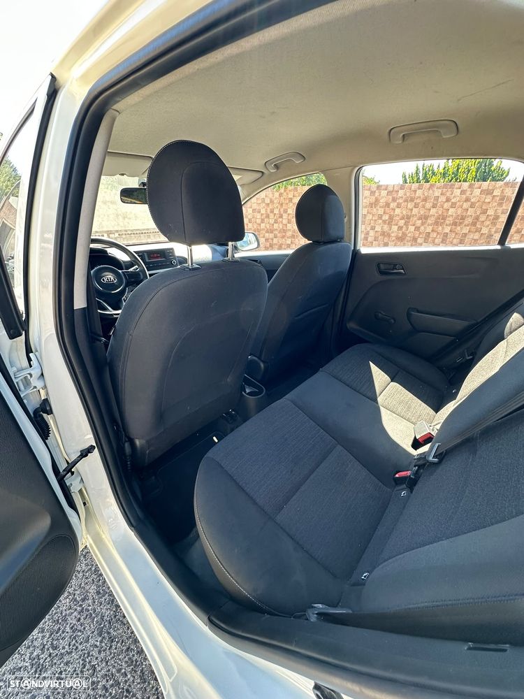 Kia Picanto - 8