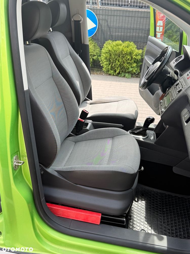 Volkswagen Caddy - 10