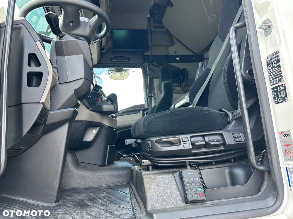 MAN TGX 18.510 4x2 LL SA - 12
