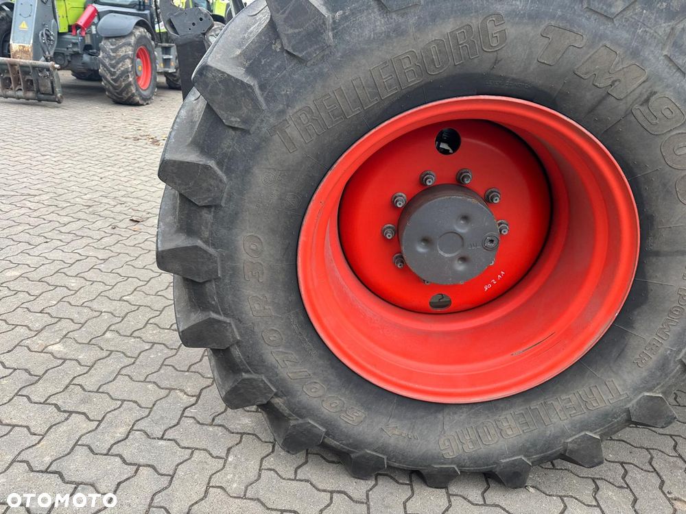 Claas AXION 810 CMATIC - 10