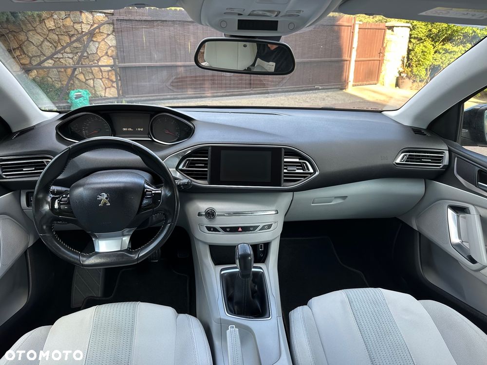 Peugeot 308 1.6 HDi Premium - 20