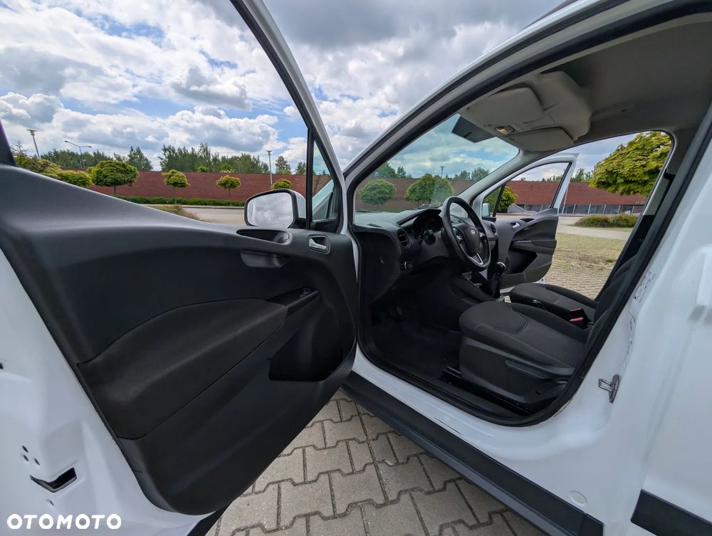 Ford TRANSIT COURIER - 21