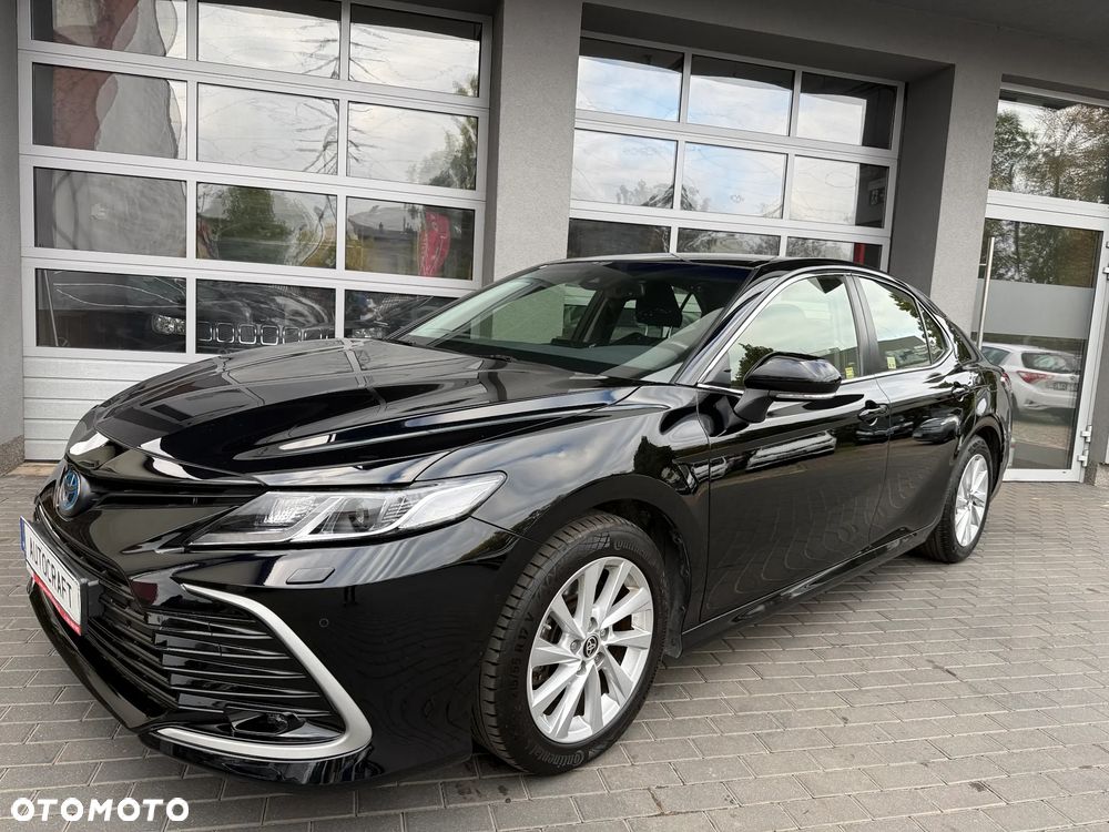 Toyota Camry 2.5 Hybrid Comfort CVT - 25