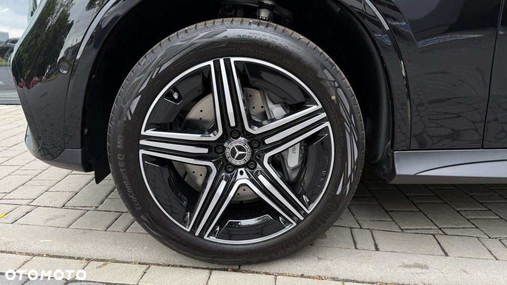 Mercedes-Benz GLC - 14