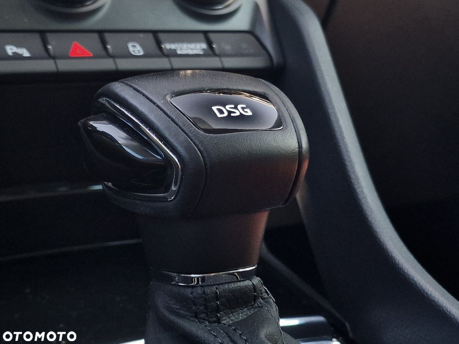 Skoda Karoq 1.5 TSI ACT GPF 4x2 Style DSG - 26