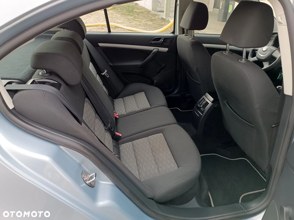 Skoda Octavia 1.6 Style - 17