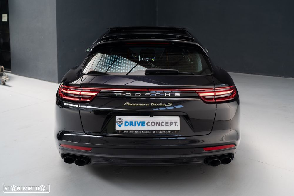 Porsche Panamera Sport Turismo Turbo S E-Hybrid - 18