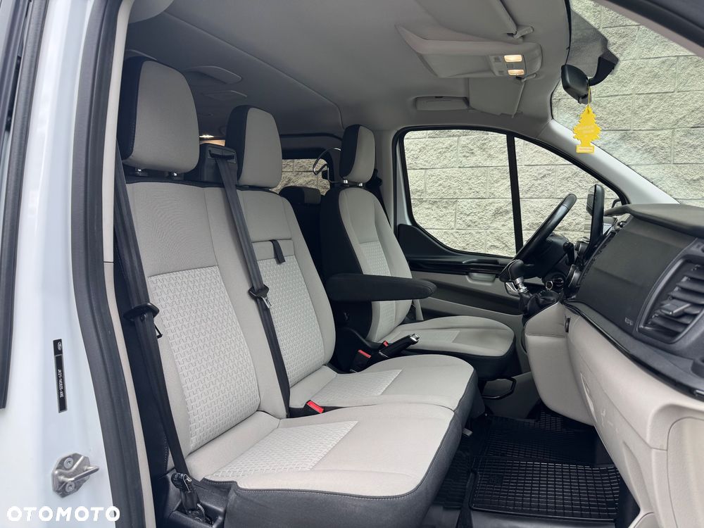 Ford Transit Custom 310 L2H1 Limited - 21