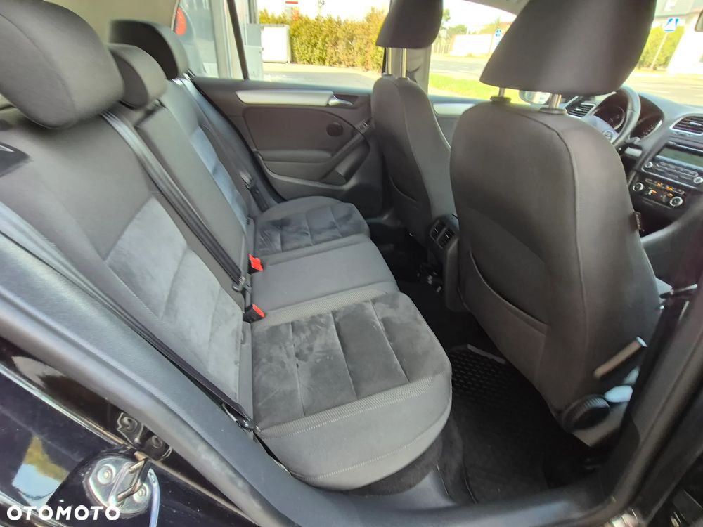 Volkswagen Golf 1.4 TSI BMT Comfortline - 29