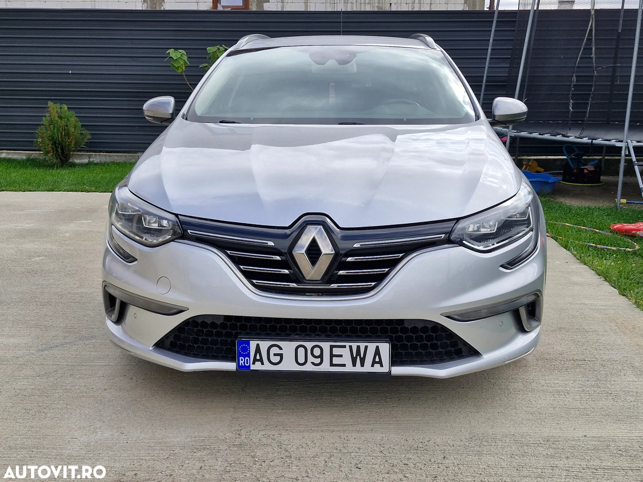 Renault Megane - 5
