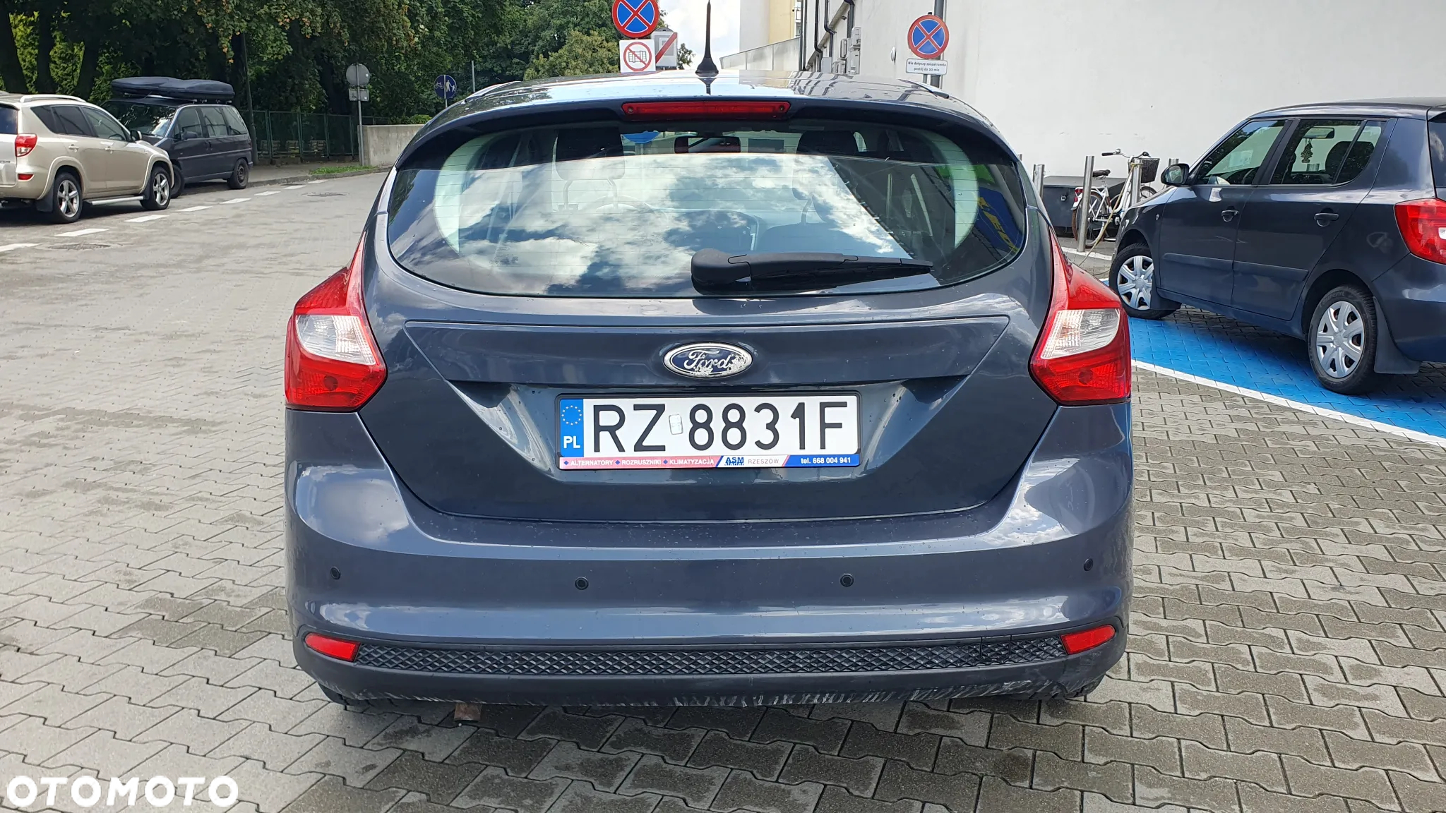 Ford Focus 1.6 Edition - 9
