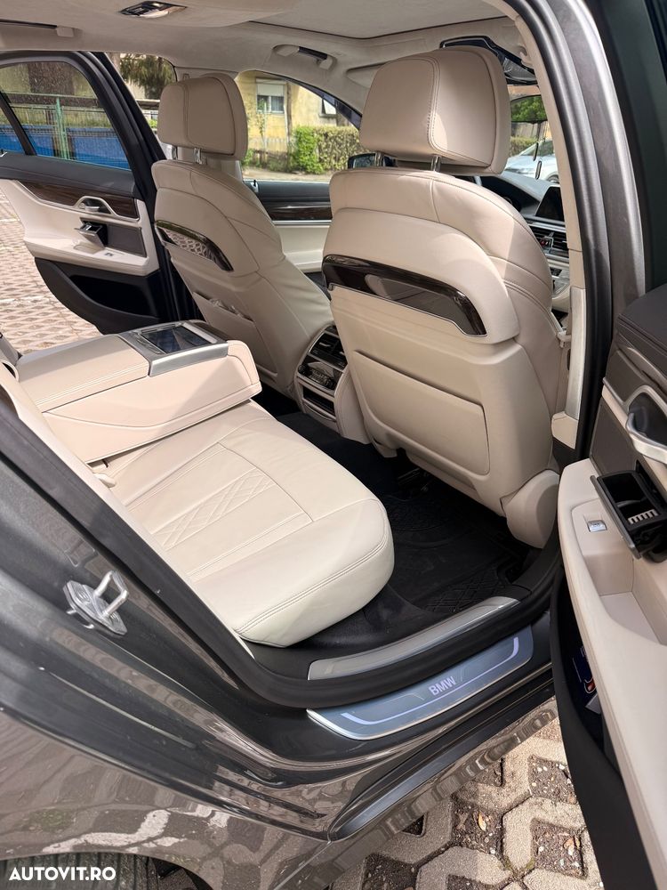 BMW Seria 7 740d xDrive - 6