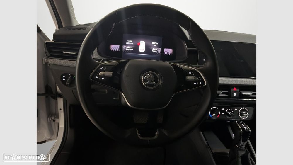 Skoda Kamiq 1.0 TSI Ambition DSG - 8