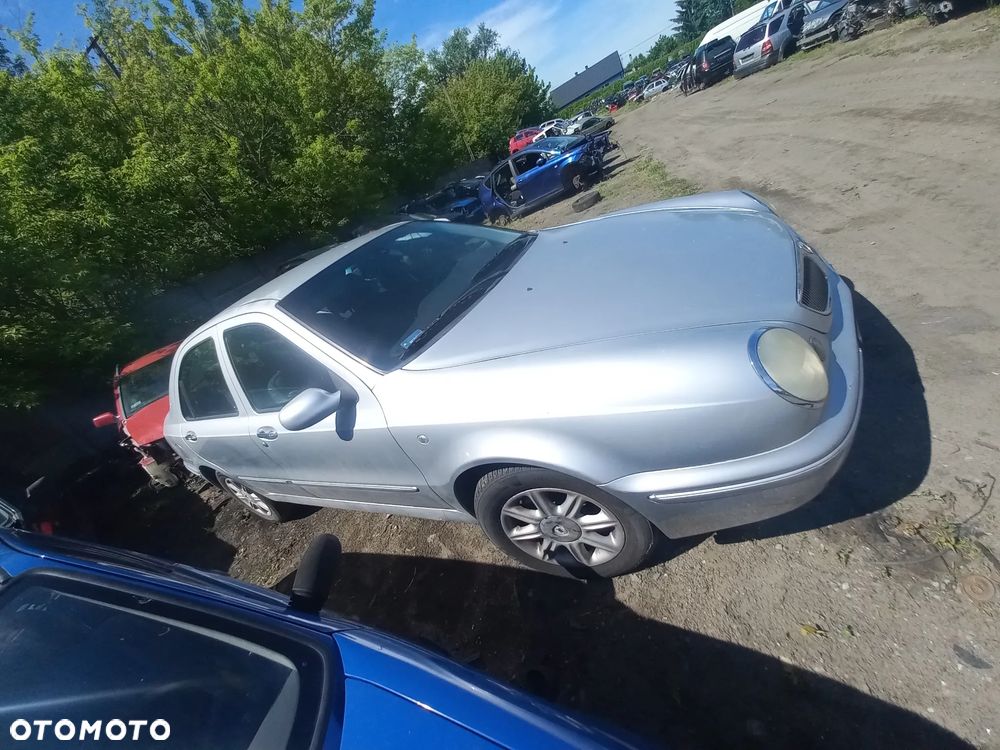 Lancia Lybra 1.8 benzyna 00r wszystkie części - 2