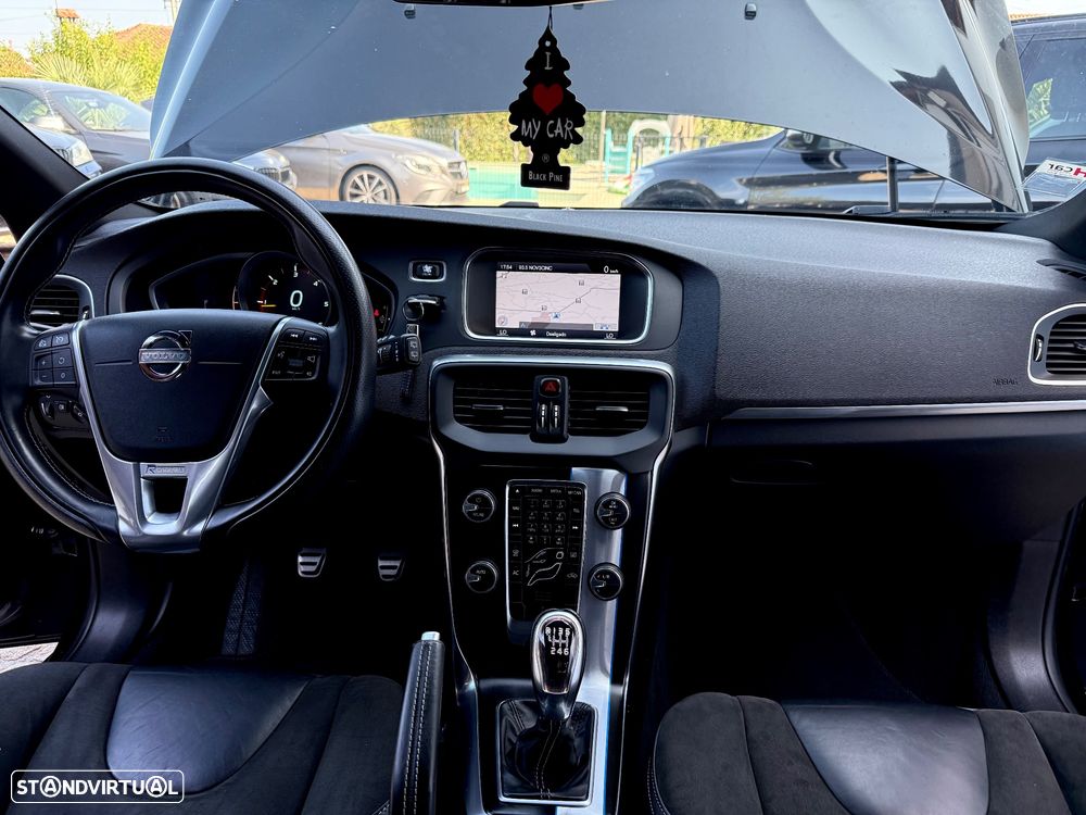 Volvo V40 1.6 D2 R-Design - 48