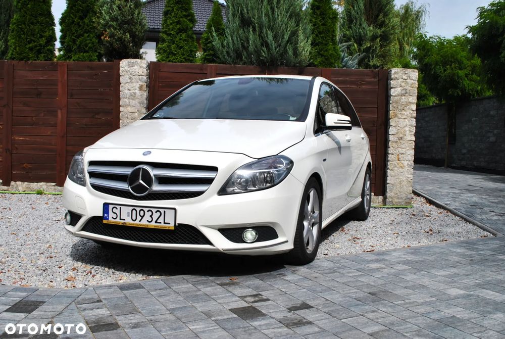 Mercedes-Benz Klasa B 200 (BlueEFFICIENCY) - 2
