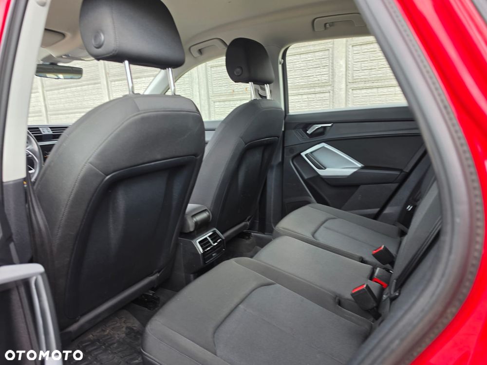 Audi Q3 45 TFSIe S tronic - 16
