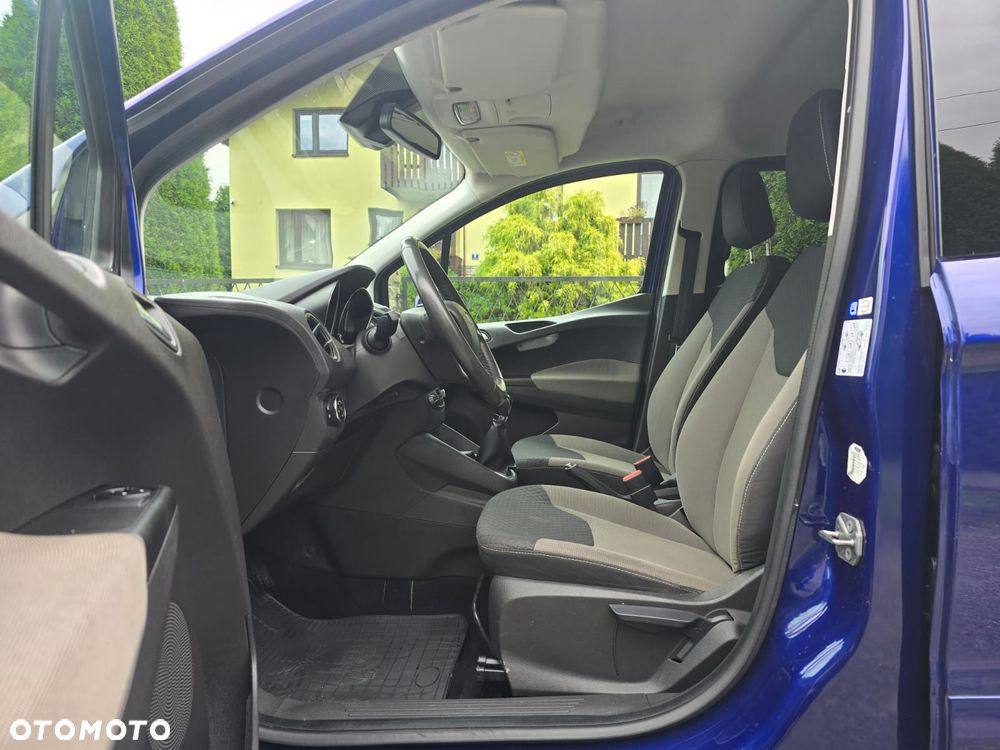 Ford Tourneo Courier 1.0 EcoBoost Titanium - 22